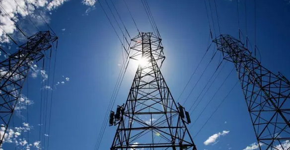 今年上半年，我國全社會用電量29508億千瓦時，同比增長6.3%?？傮w上看，我國電力供需形勢總體表現平穩(wěn)，局部地區(qū)發(fā)電側產能過剩現象較為突出