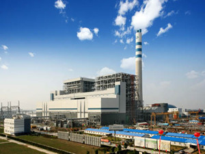 
                
	
                    
	日前，安徽省首個(gè)百萬(wàn)千瓦級(jí)煤電一體化電廠——中煤新集利辛板集電廠（2×1000MW）新建項(xiàng)目得到了中煤集團(tuán)專家驗(yàn)收組的一致認(rèn)可，順利通過(guò)了驗(yàn)收。標(biāo)志著該項(xiàng)目基本建設(shè)期各項(xiàng)工作已圓滿結(jié)束，實(shí)現(xiàn)了從基建、試運(yùn)向正式生產(chǎn)運(yùn)營(yíng)的華麗轉(zhuǎn)身