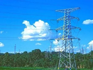 
                
	
                    
	3月6日，隨著北京電力交易平臺(tái)最終交易結(jié)果發(fā)布，三峽新能源成功完成首筆西北地區(qū)——甘肅外送河南電力交易。此次交易是三峽新能源首次參與非電網(wǎng)公司組織的跨省、跨區(qū)電力直接交易