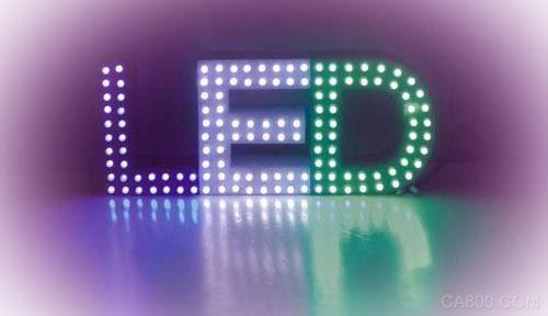 
                    
	國內(nèi)第二大LED芯片企業(yè)華燦光電頻頻借助股權再融資進行產(chǎn)業(yè)外延式擴張，實現(xiàn)經(jīng)營業(yè)績大幅提升。華燦光電發(fā)布的業(yè)績預告顯示，預計2017年實現(xiàn)凈利潤4.70億元至5.34億元，同比增長76％至100％