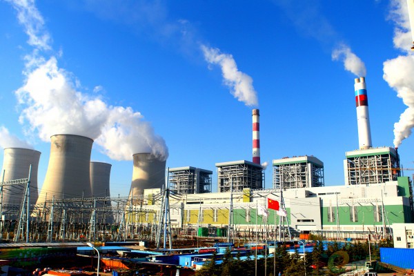 
                    　　8月6日，淮浙煤電一體化項目——鳳臺發(fā)電廠迎來投產(chǎn)發(fā)電10周年。該廠投產(chǎn)10年來，累計向浙江輸送電量960.3億千瓦時，大致可以滿足杭州和金華兩市一年的用電，有效緩解了浙江用電緊張的局面